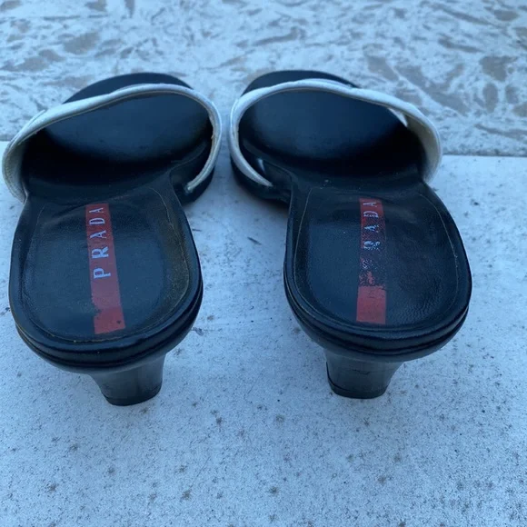 Auth Prada Milano leather logo slipper slide sandals Italy black kitten heels - Picture 3 of 7
